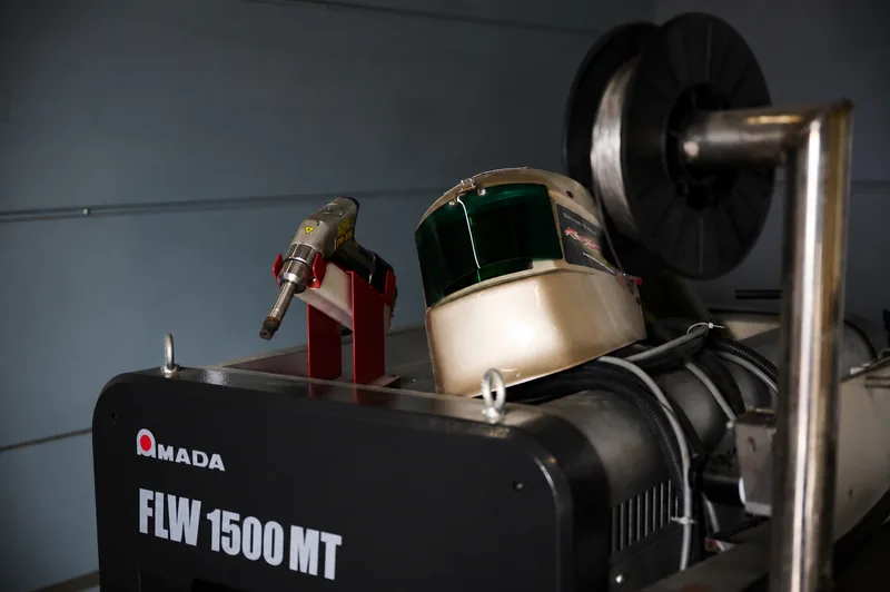 FLW1500 MT ファイバーレーザー溶接機